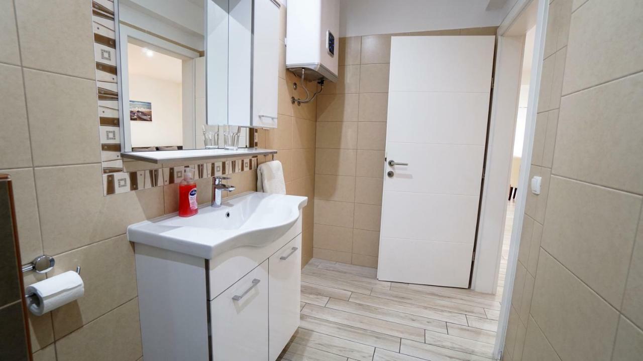 Lulic Apartament Zadar