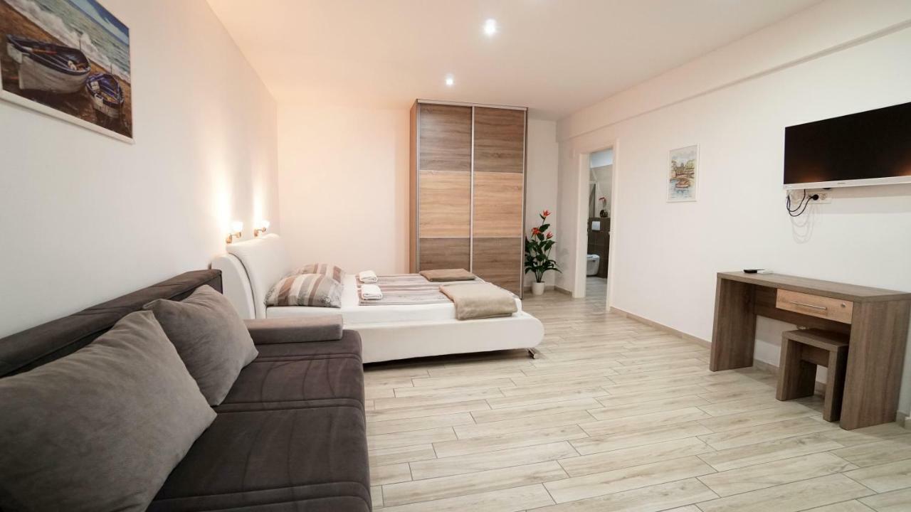 Lulic Apartament Zadar
